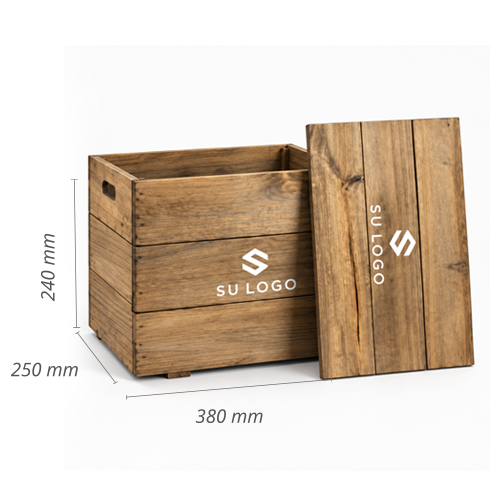 Baúl chico de madera con tapa y logo de empresa